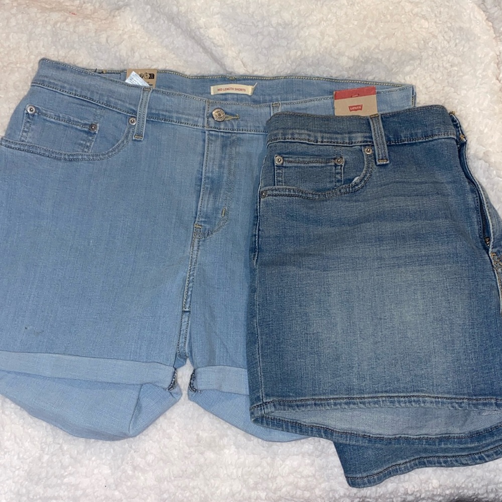 Levi’s Size 33 New Jean Shorts Women’s 2 Pair Shorts Levi Strauss & Co